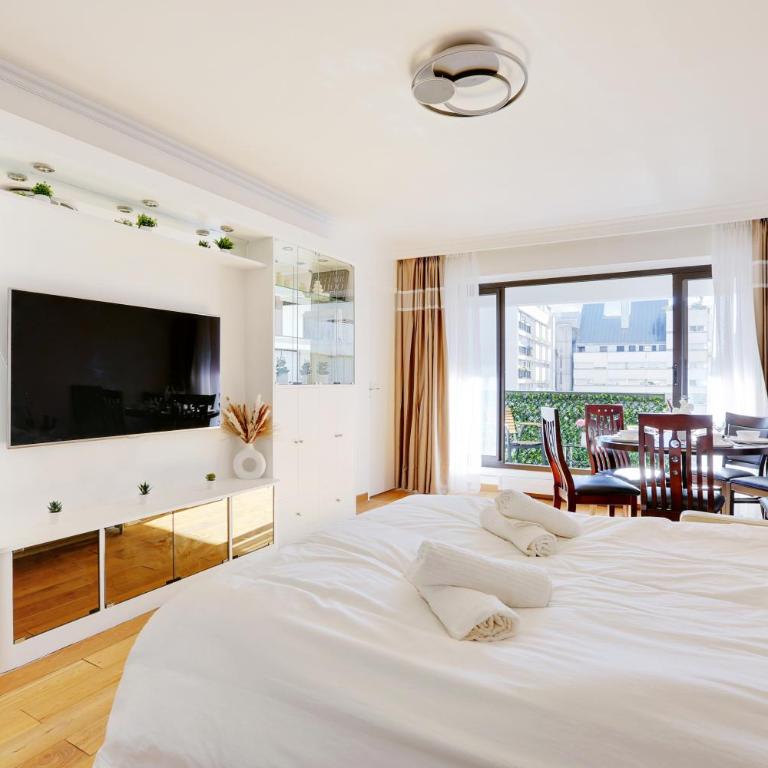 À 1 minute du métro et Parking privé - Two-Bedroom Apartment - 11