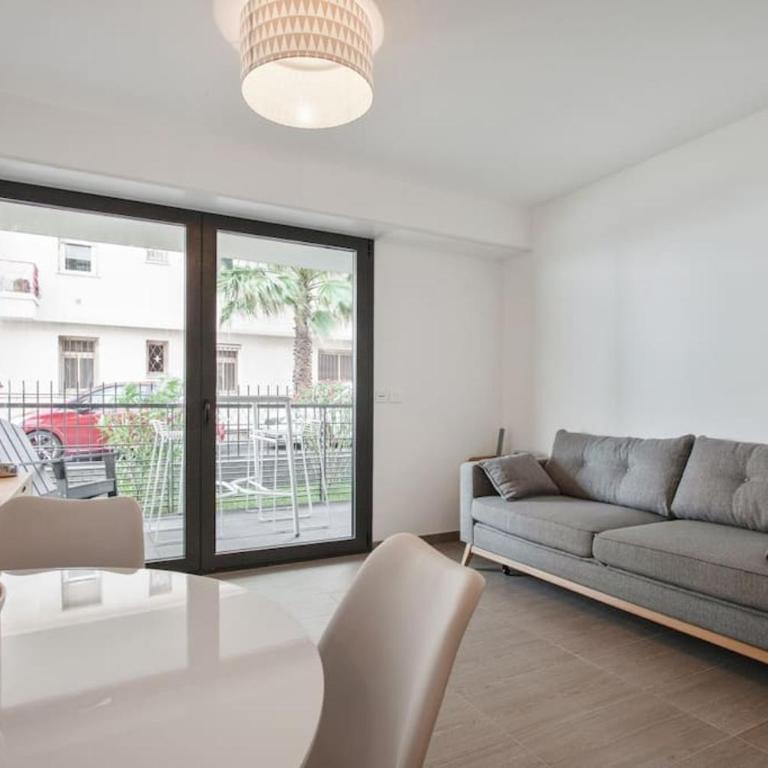 LE BAY SIDE plein cœur de Juan les Pins en bord de mer, pour familles ou petits groupes - Appartement 1 Chambre - 5