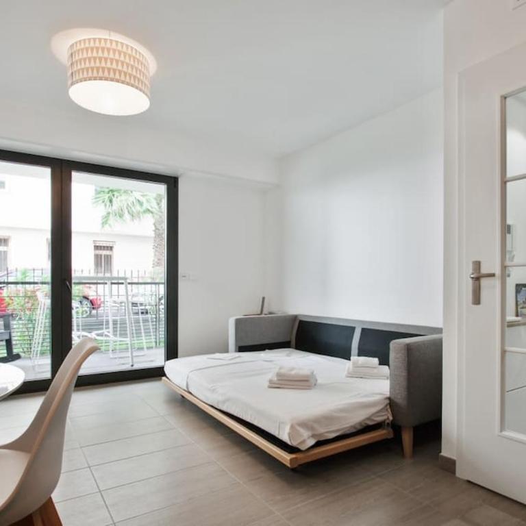 LE BAY SIDE plein cœur de Juan les Pins en bord de mer, pour familles ou petits groupes - Appartement 1 Chambre - 6
