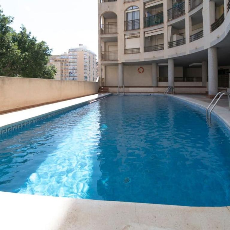 Espectacular piso con piscina, a 100 M de la playa - Apartamento con 3 dormitorios - Frente al océano - 21