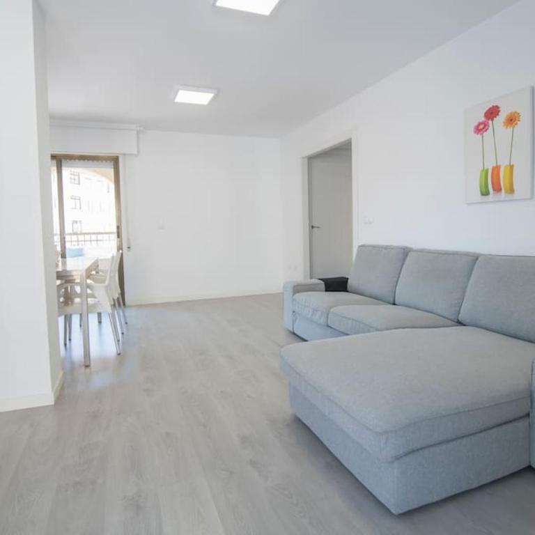 Espectacular piso con piscina, a 100 M de la playa - Apartamento con 3 dormitorios - Frente al océano - 22