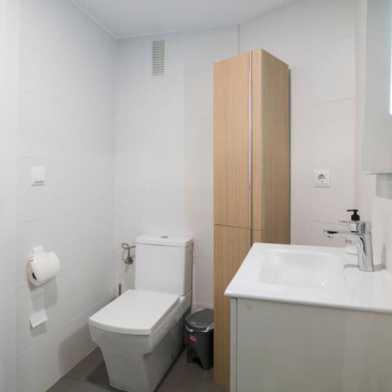 Espectacular piso con piscina, a 100 M de la playa - Apartamento con 3 dormitorios - Frente al océano - 31