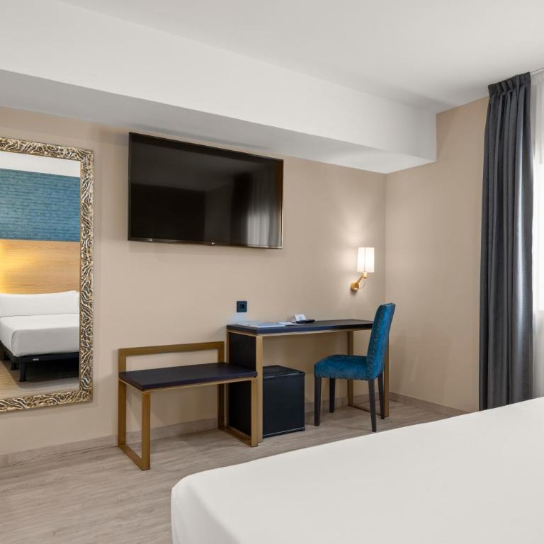 Hotel Zentral Ramiro I Oviedo - Habitación con cama grande - 6