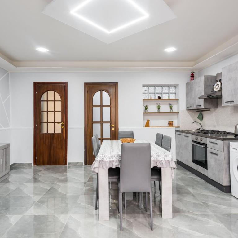 L'Alloggio del Re - One-Bedroom Apartment - 1