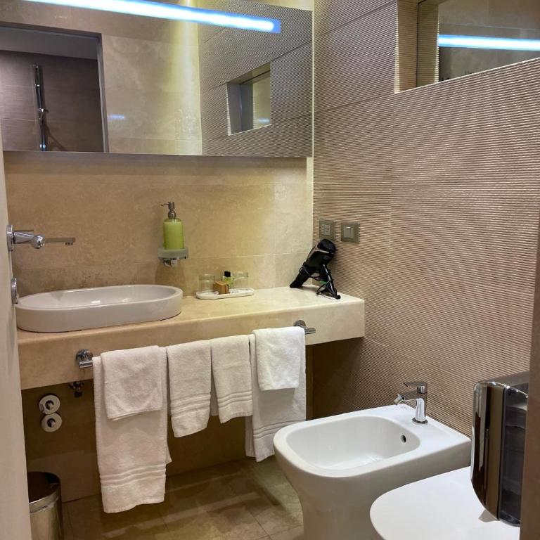 Hotel Accademia - Junior Suite - 2