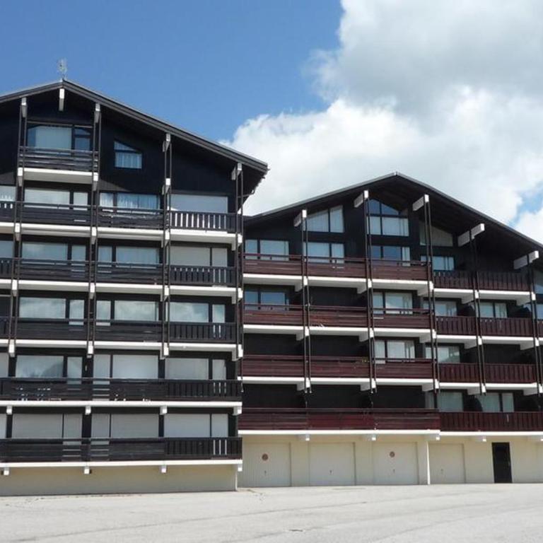 Location studio mezzanine 6 personnes Les Saisies avec parking - Appartement 1 Chambre - 6