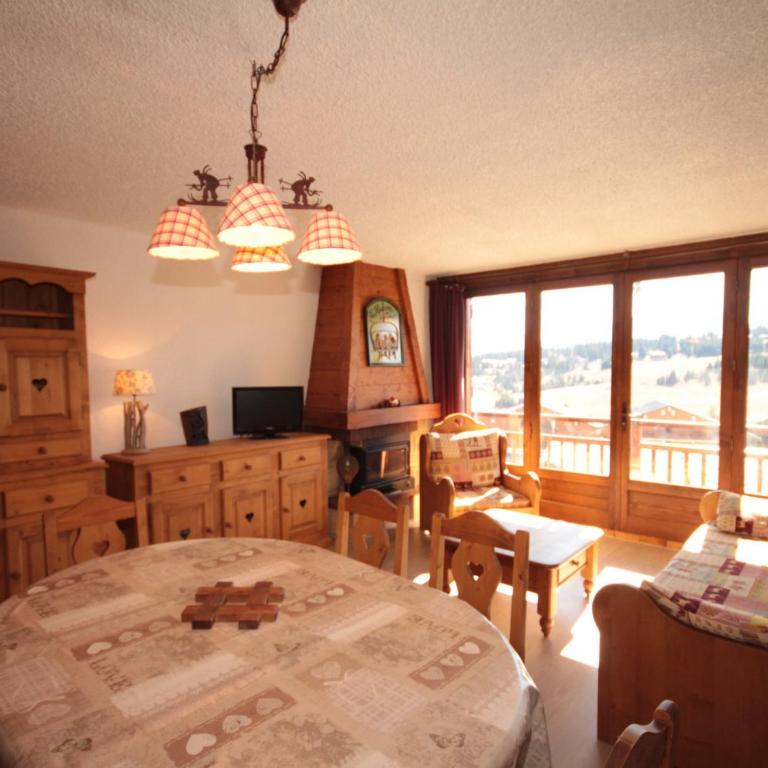 Les Saisies - 2 pièces cabine avec cheminée pour 6 personnes - Appartement 1 Chambre - 4