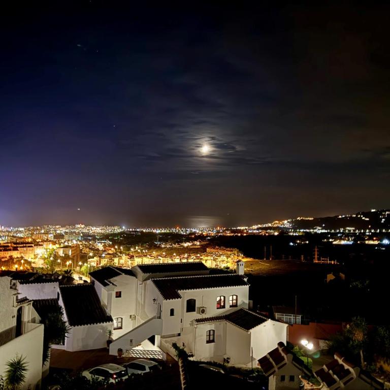 Luxury 2 Bedroom Apartment in San Juan de Capistrano, Nerja - Apartamento de 2 dormitorios con terraza y vistas al mar - 35