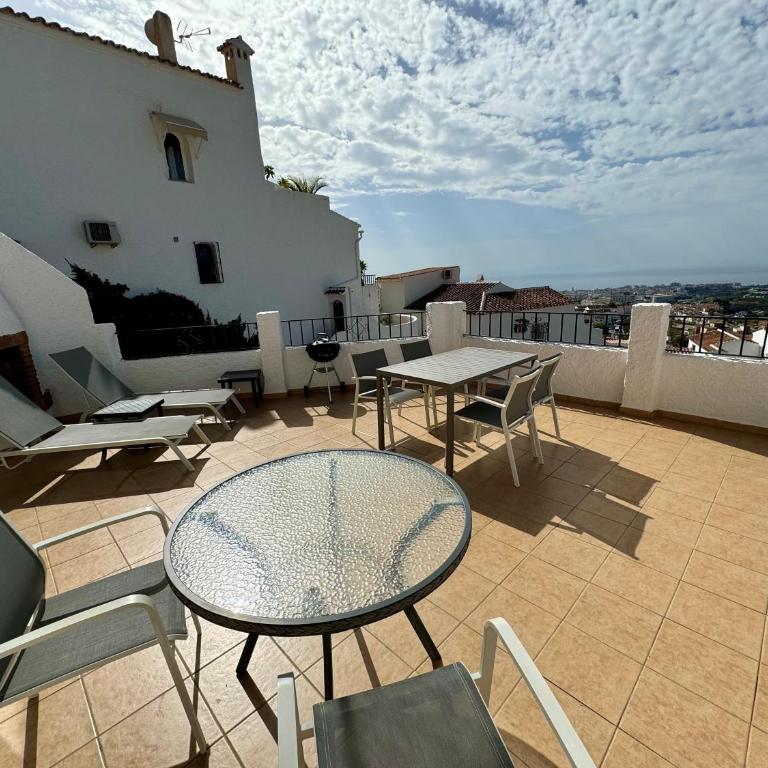 Luxury 2 Bedroom Apartment in San Juan de Capistrano, Nerja - Apartamento de 2 dormitorios con terraza y vistas al mar - 2