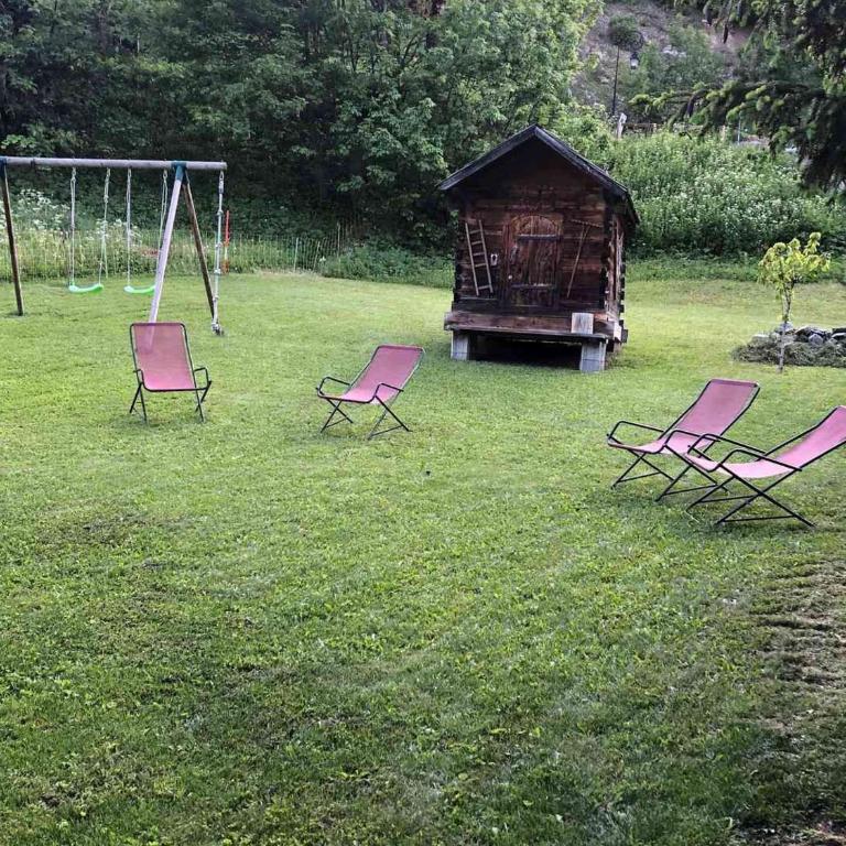 Chalet 5 pièces 10 personnes, 4 étoiles, animal accepté, parking, jardin - FR-1-263-465 - Chalet (10 Adultes) - 16