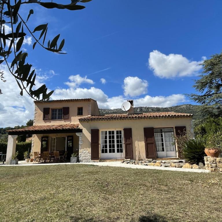 VILLA LA LOUBIANE VI4428 By Riviera Holiday Homes - Villa - 8