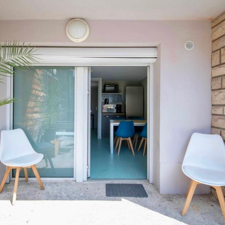 La cahute, Gîte avec jardin pour 15 personnes - Maison 7 Chambres - 41