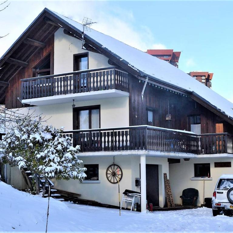 Chalet spacieux tout confort avec billard, proche remontées - Chalet 3 Chambres - 17