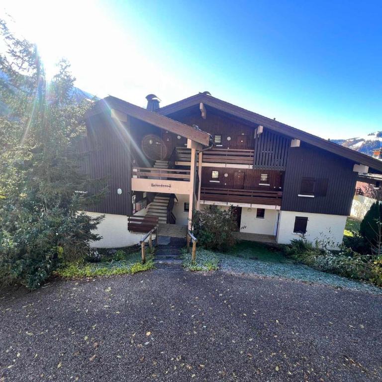 Charmant appart 2 ch avec balcon et wifi à La Clusaz - FR-1-437-108 - Appartement - 16