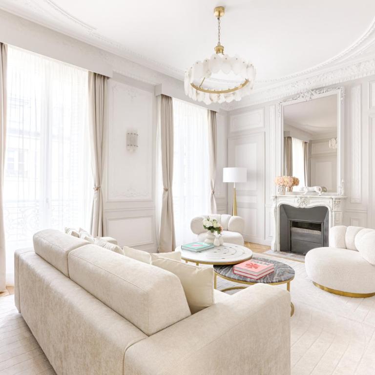 Artistic Luxury 3-Bedroom Apartment - Champs-Élysées - Three-Bedroom Apartment - 13