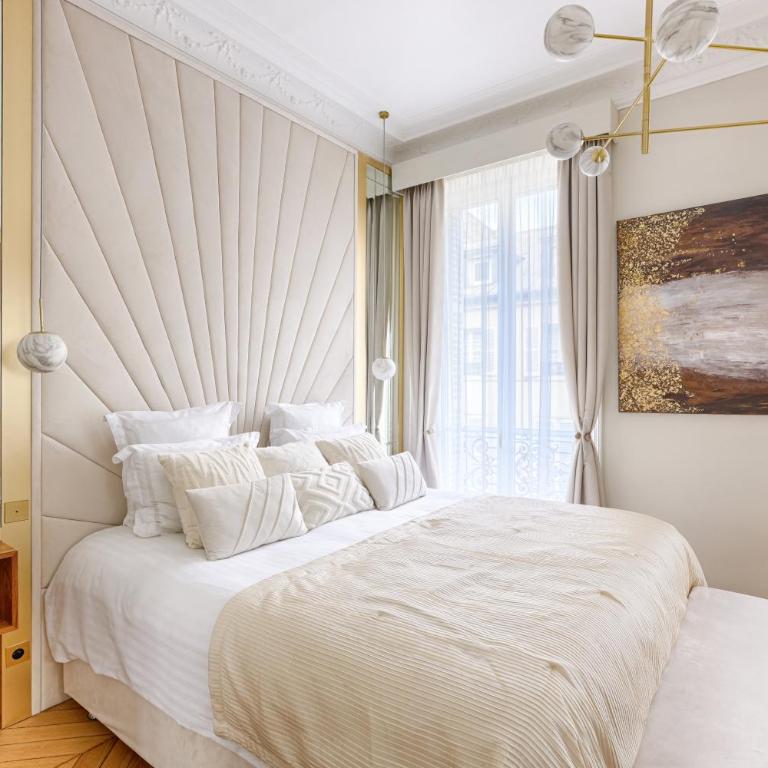 Artistic Luxury 3-Bedroom Apartment - Champs-Élysées - Three-Bedroom Apartment - 26