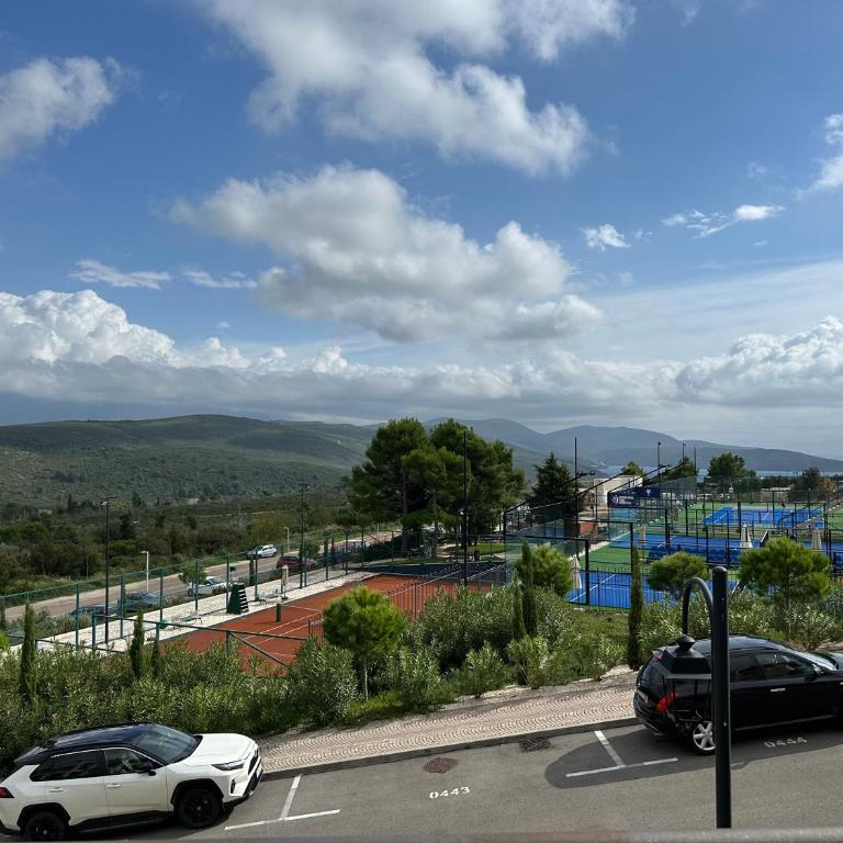 Contemporary One Bedroom Apartment - Lustica Centrale - One-Bedroom Apartment - 8