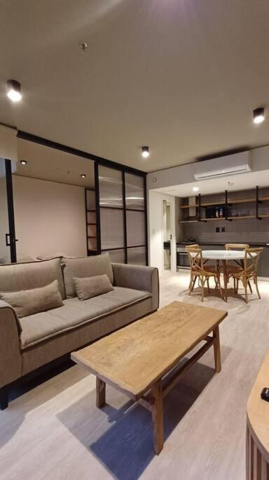 The Station Las Mercedes 404 - One-Bedroom Apartment - 75