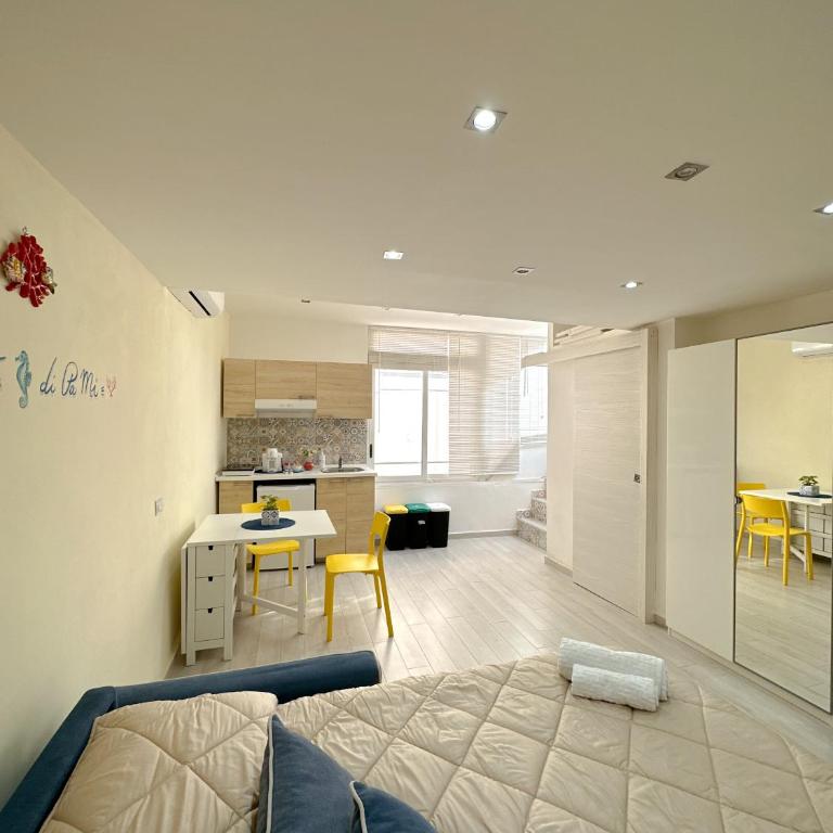 Le casette di PaMi - Studio with Terrace - 6