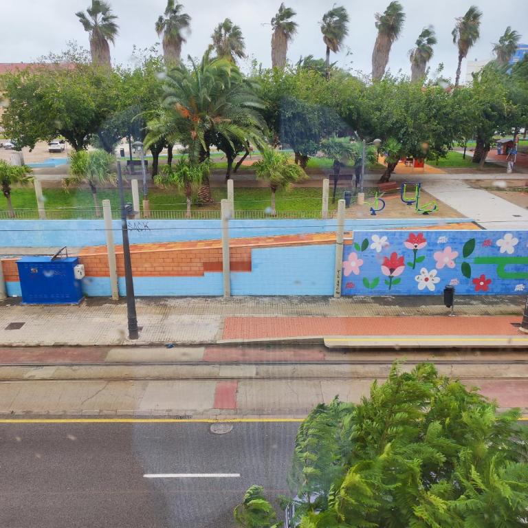 Close to the sea, large (170 m2) apartment+BIKES - Three-Bedroom Apartment - 1