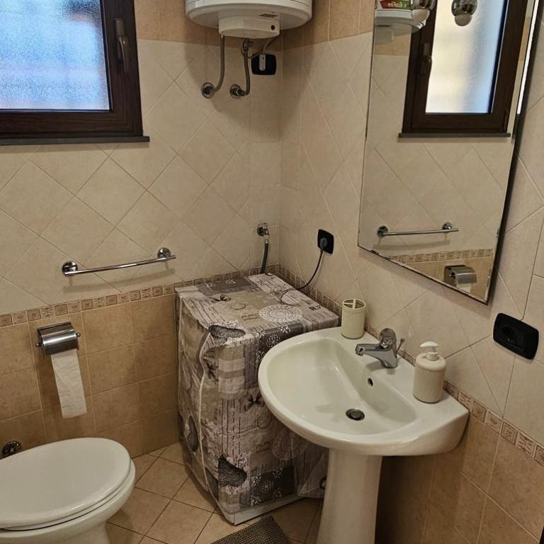 La Dimora Nella Corte - Two-Bedroom House - 13