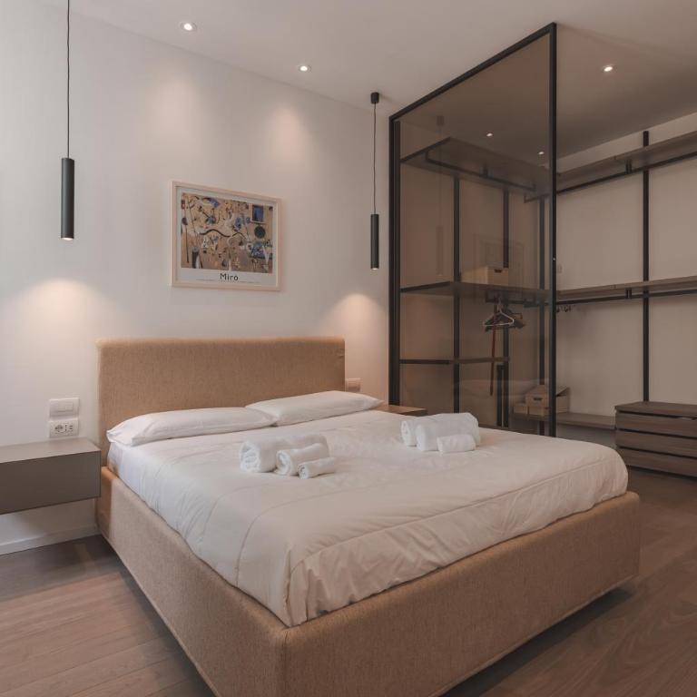 Centro di Trieste Elegante Alloggio in PonteRosso - Appartamento con 1 Camera da Letto - 1