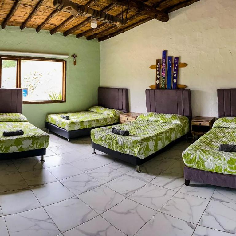 Hotel Monteverde Sutatausa - Habitación Cuádruple Clásica - 1