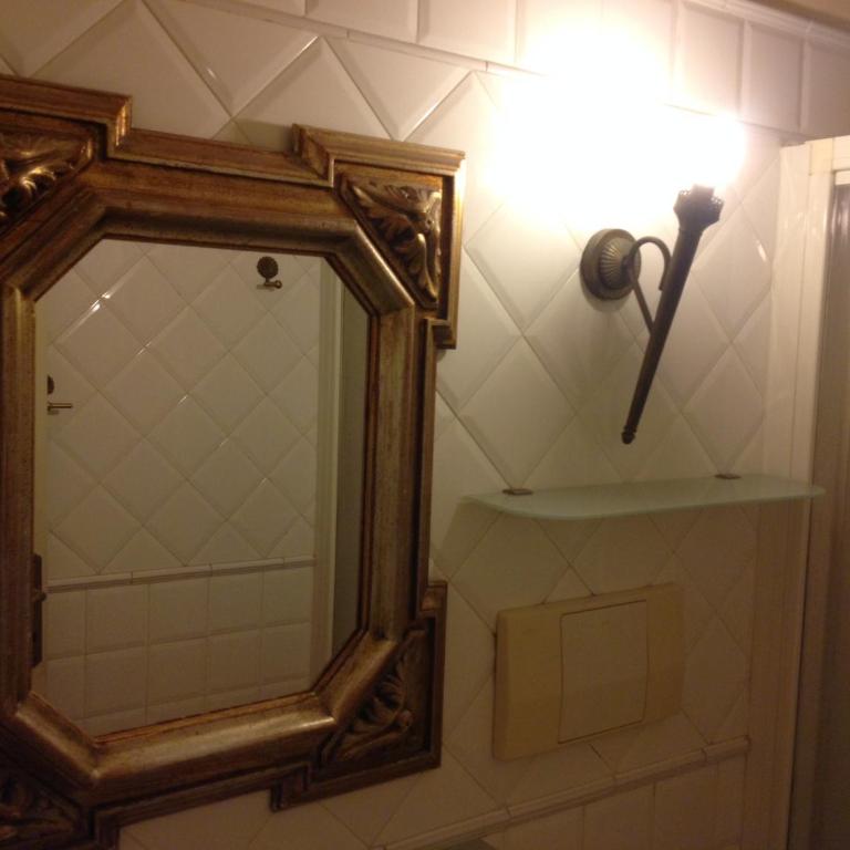 Marta Guest House - Camera Tripla con Bagno Privato - 11