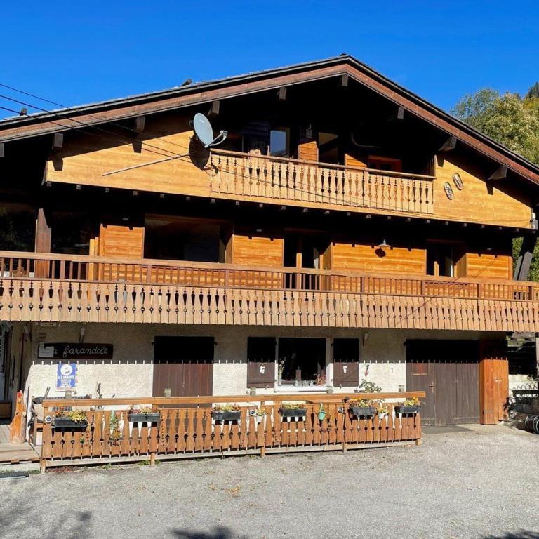 Appartement 3 chambres avec terrasse, balcon, terrain de boule, parking, wifi - FR-1-459-189 - Apartment - 15