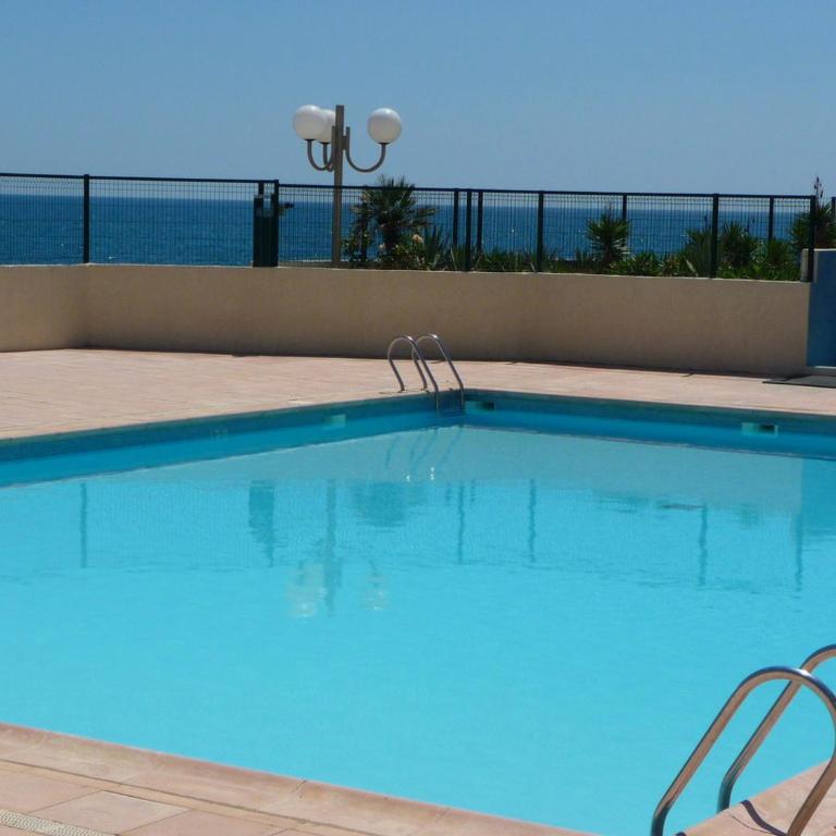 Superbe 35m² avec terrasse en bord de mer pour 4 personnes - FR-1-472A-254 - Appartement - 18