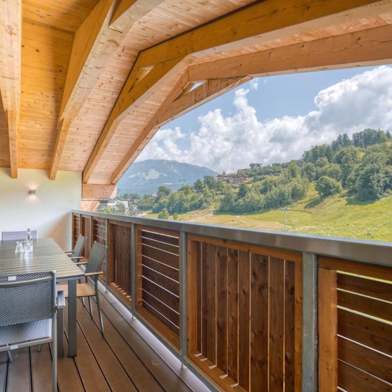 COOEE alpin Hotel Kitzbüheler Alpen - Apartment mit 3 Schlafzimmern - 1