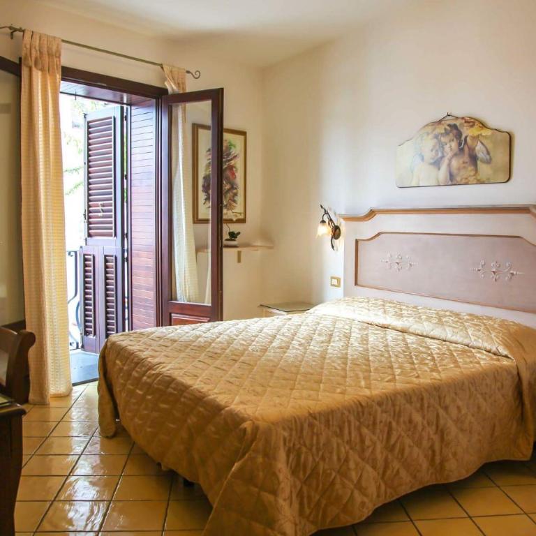 B&B Alta Marea Lipari - Double or Twin Room with Side Sea View - 5