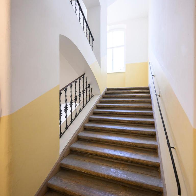 Spacious apartment in Graz for 6 people - Familien-Apartment mit 1 Schlafzimmer - 7