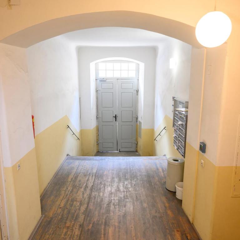 Spacious apartment in Graz for 6 people - Familien-Apartment mit 1 Schlafzimmer - 10