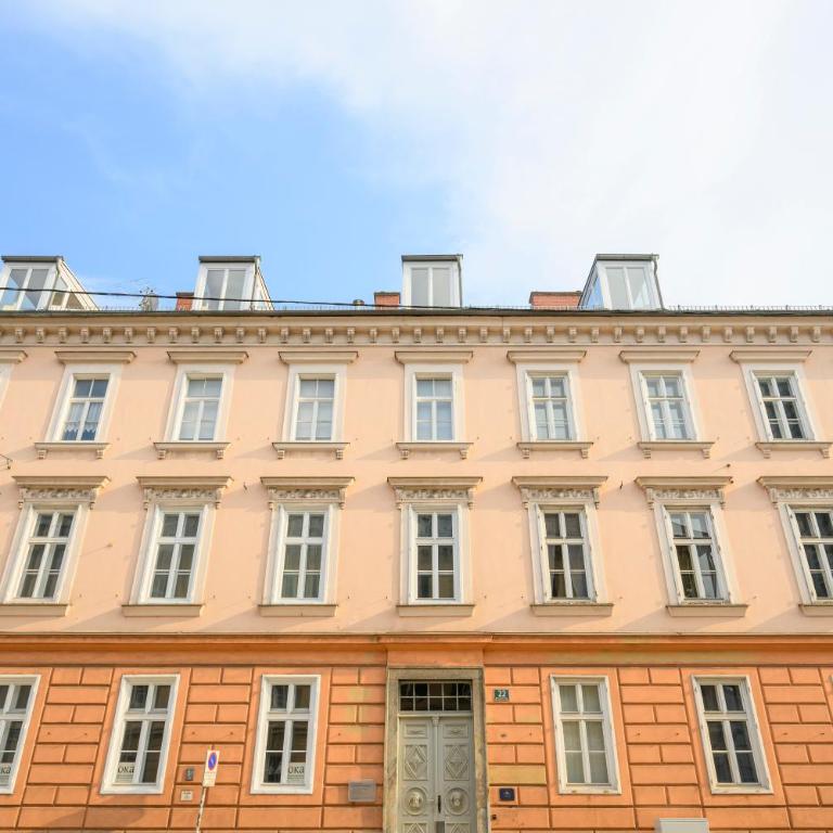 Spacious apartment in Graz for 6 people - Familien-Apartment mit 1 Schlafzimmer - 13