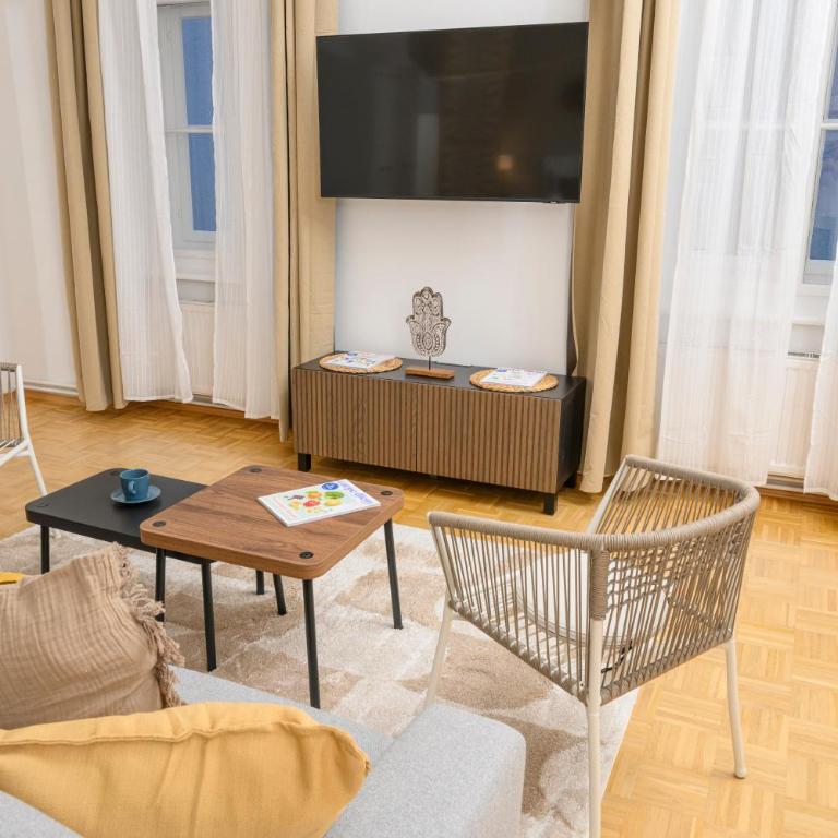 Spacious apartment in Graz for 6 people - Familien-Apartment mit 1 Schlafzimmer - 28