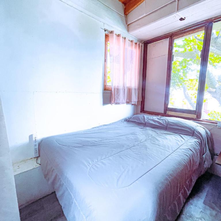 OlasHostel - Habitación Doble con baño privado - 1 o 2 camas - 5