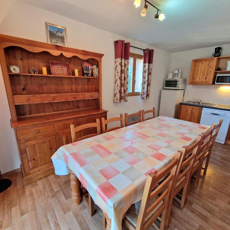 Appartement Modane 4 pièces, idéal ski, 6-8 pers, 65m², proche télécabine et commerces - FR-1-265-66 - Appartement (8 Adultes) - 6