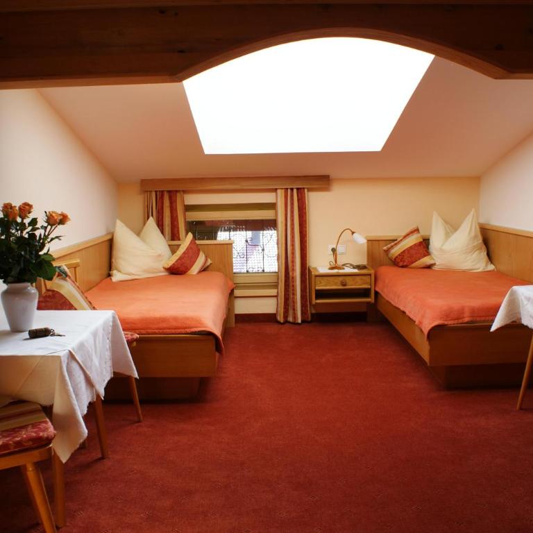 Gasthof Riederhof - Familienzimmer mit Dusche - 2