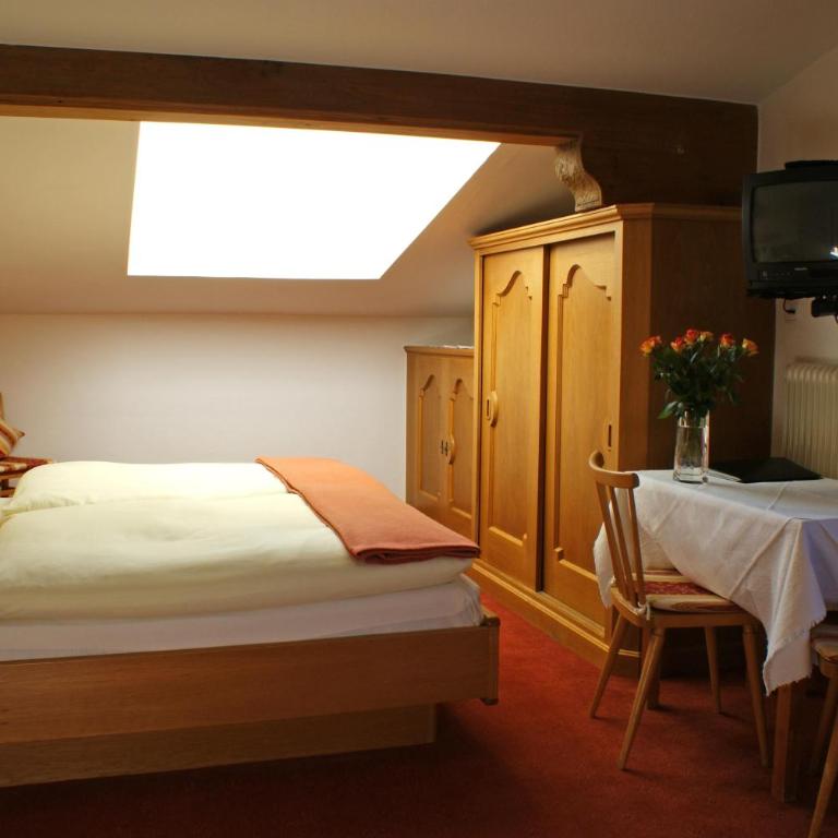 Gasthof Riederhof - Familienzimmer mit Dusche - 3