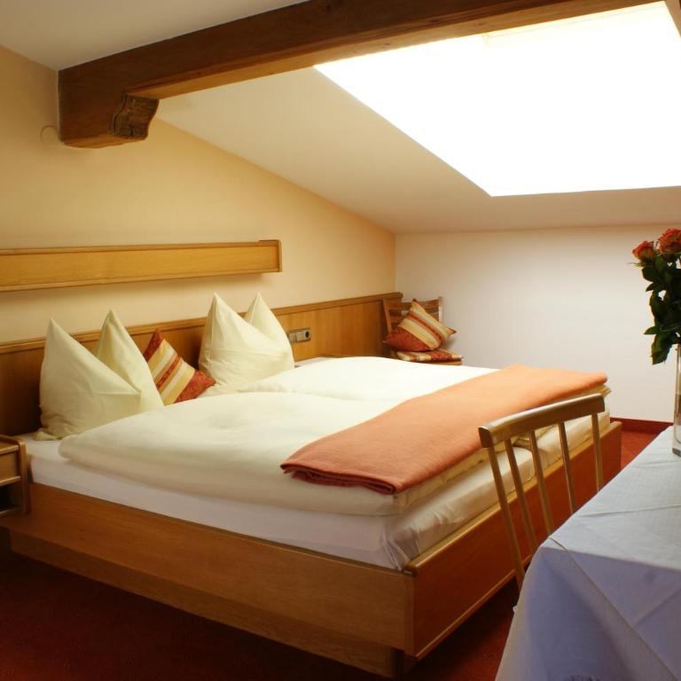 Gasthof Riederhof - Familienzimmer mit Dusche - 4