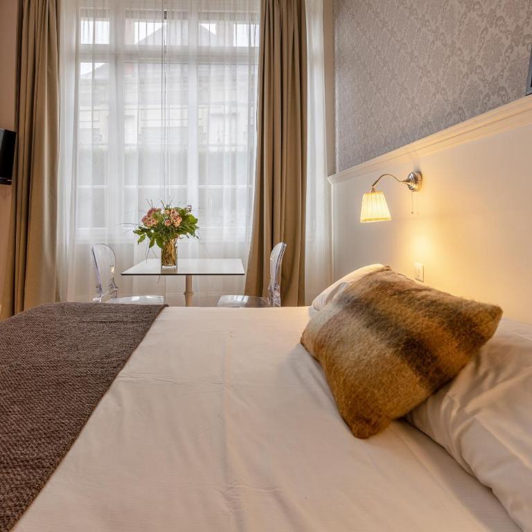 La Maison Blanche - Appart Hôtel de charme Chic & Cosy climatisé, à 350m du coeur de ville de Limoges - Accès autonome - Classic Studio with Air-Conditioning - 2