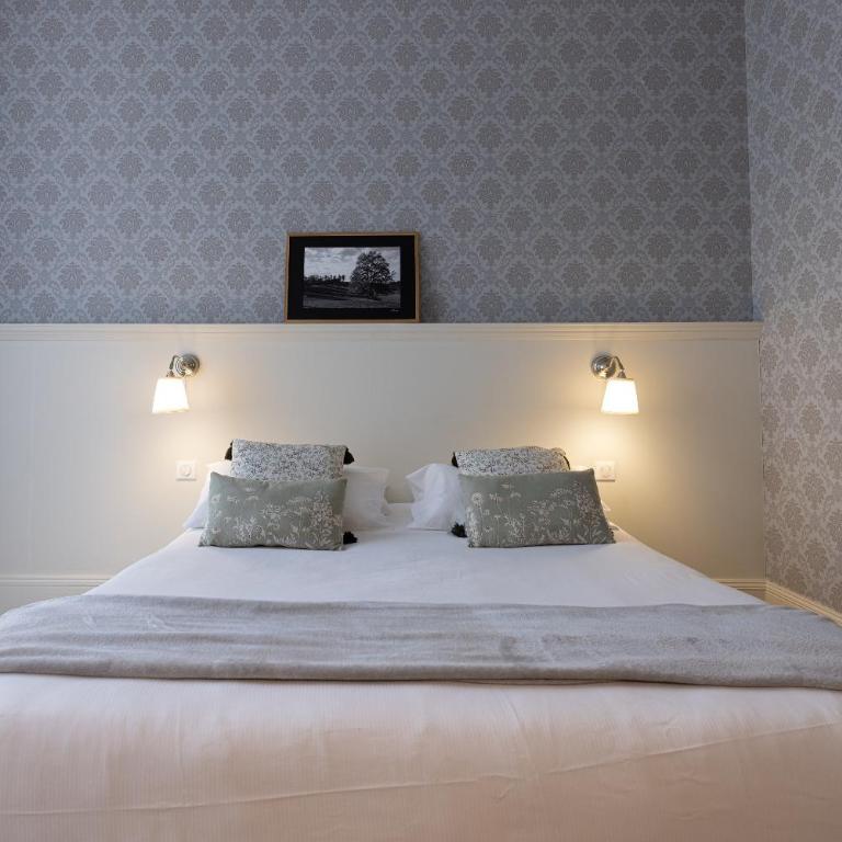 La Maison Blanche - Appart Hôtel de charme Chic & Cosy climatisé, à 350m du coeur de ville de Limoges - Accès autonome - Prestige Studio with Terrace and Air-Conditioning - 3