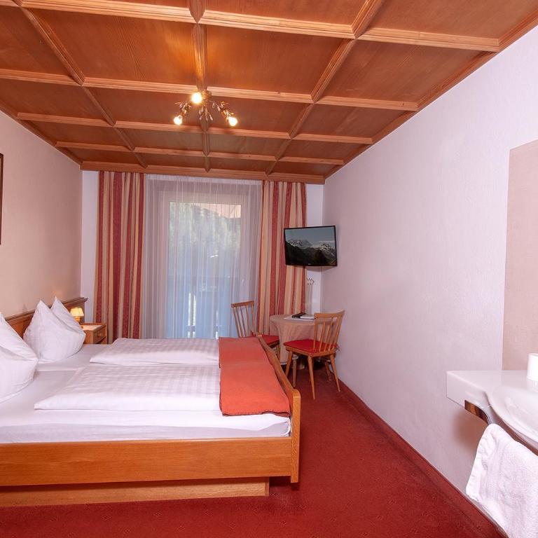 Gasthof Riederhof - Doppelzimmer mit Dusche - 2