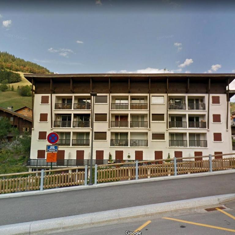 Appartement cosy 4/5 personnes, proche pistes de ski, balcon sud, parking inclus - La Clusaz - FR-1-459-68 - Apartamento (5 adultos) - 15