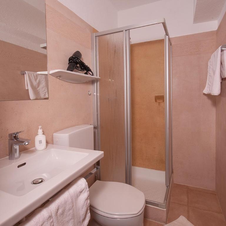 Gasthof Riederhof - Doppelzimmer mit Dusche - 5