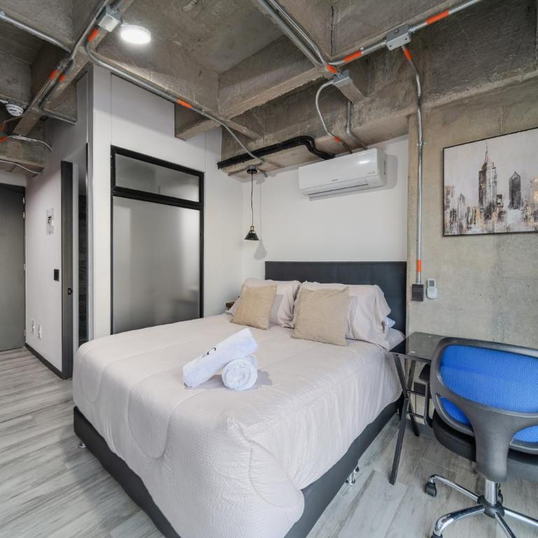 Epic Suites x Ahead - Classic Apartment - 2