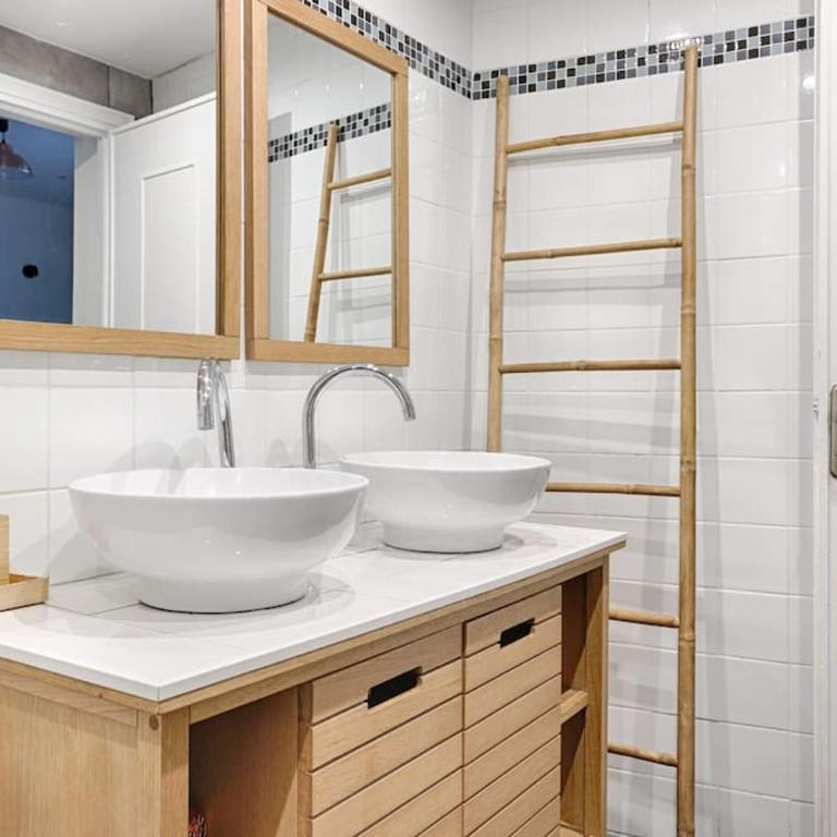 Saint Fargeau Gambetta IV Lovely Apartment 4P 1BR - Appartement 1 Chambre - 12