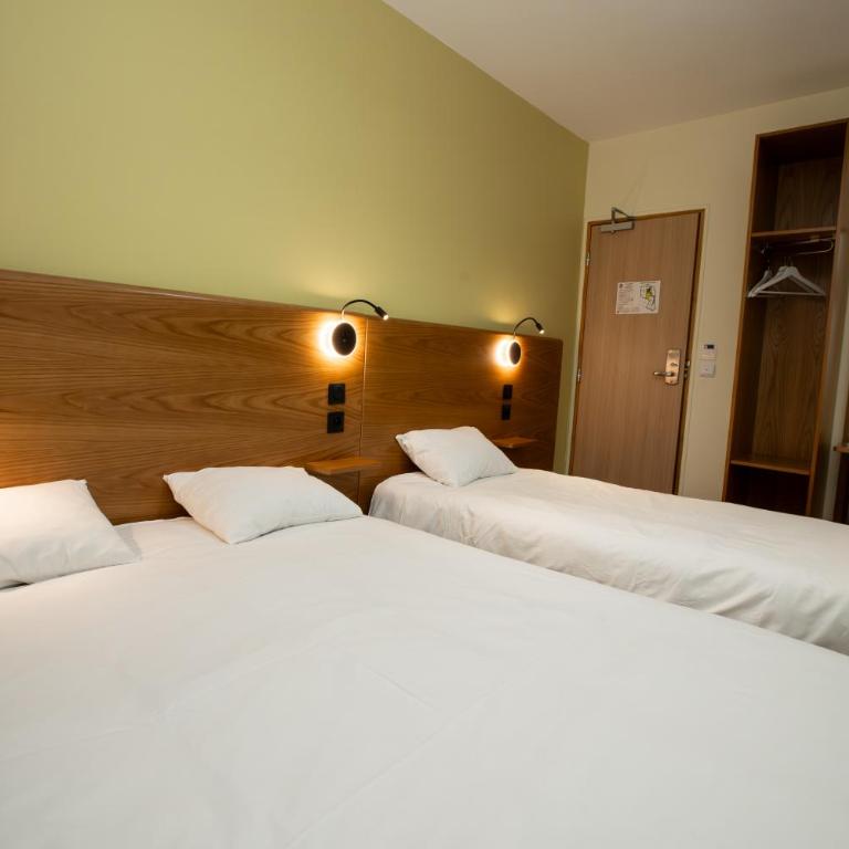 Hôtel de la Terrasse - Chambre Triple (1 Lit Double et 1 Lit Simple) - 4