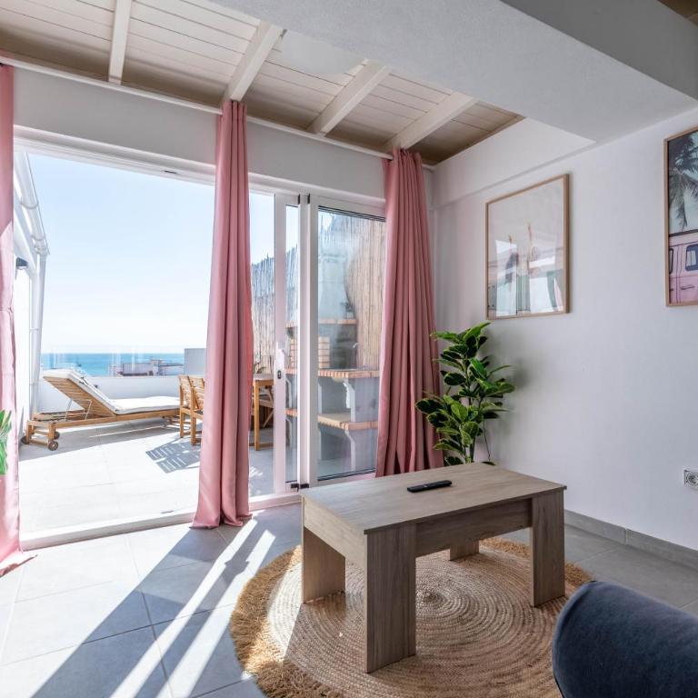 Cozy Studio for Solo Traveller or Young Couple with Stunning View to the Ocean - Casa con 1 dormitorio - 5